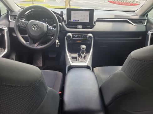 Certified 2024 Toyota RAV4 LE FWD image 15