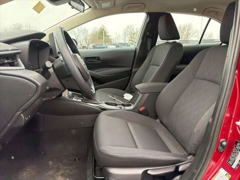 Used 2024 Toyota Corolla LE image 18