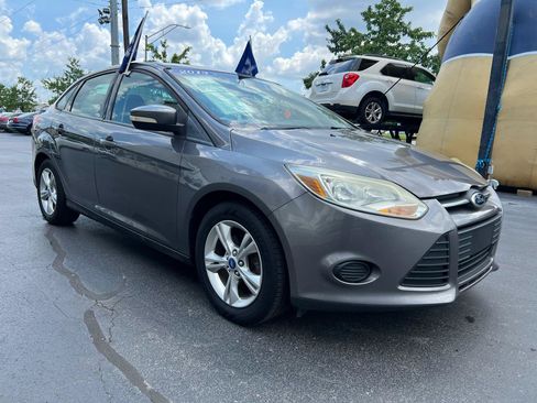 Used 2013 Ford Focus SE FWD image 8