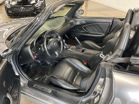 Used 2001 Honda S2000 image 45