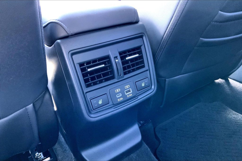 Used 2026 Subaru Outback Touring XT AWD/4WD image 10