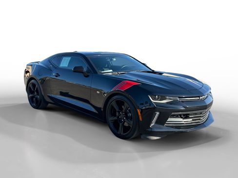 Used 2016 Chevrolet Camaro LT w/ RS Package image 7
