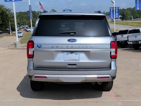 Certified 2024 Ford Expedition XLT RWD image 4