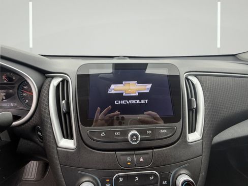 Certified 2024 Chevrolet Malibu LT image 23