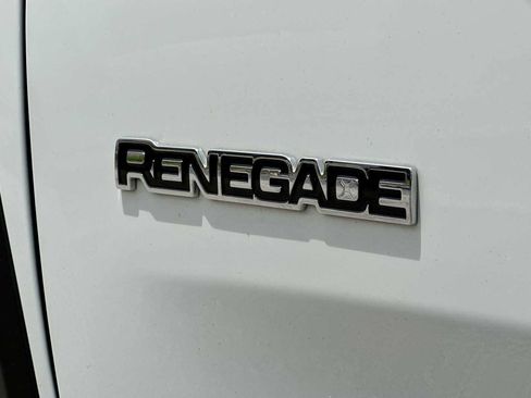Used 2022 Jeep Renegade Limited w/ Sun, Sound & Wheels Group AWD/4WD image 15