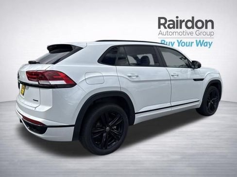 Used 2023 Volkswagen Atlas Cross Sport SEL R-Line AWD/4WD image 7