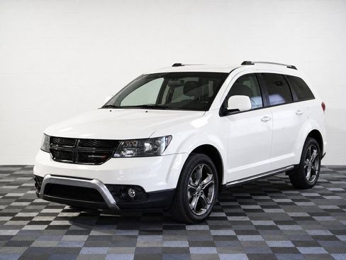 Used 2016 Dodge Journey Crossroad FWD image 1