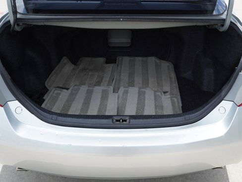 Used 2007 Toyota Camry XLE FWD image 30