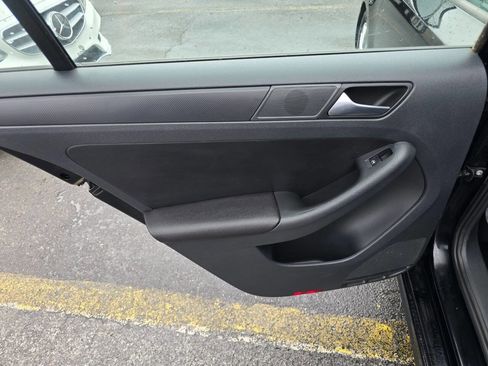 Used 2012 Volkswagen Jetta SE image 21