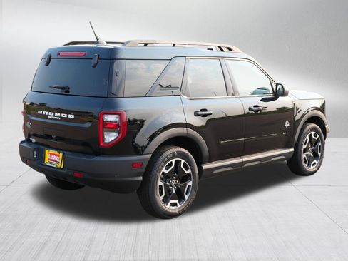 Used 2022 Ford Bronco Sport Outer Banks AWD/4WD image 7