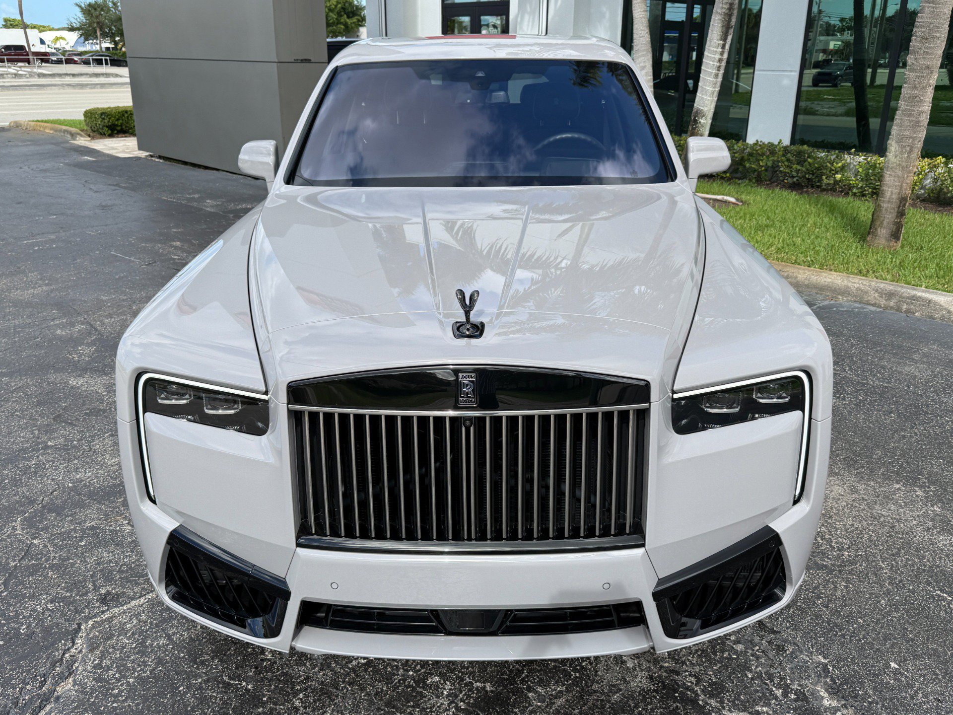 Used 2026 Rolls-Royce Cullinan Black Badge AWD/4WD image 8