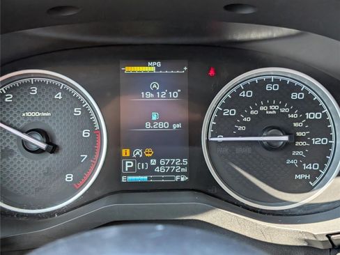Used 2023 Subaru Forester Premium AWD/4WD image 32
