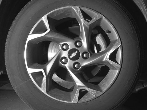 Used 2025 Chevrolet Trax LT image 13