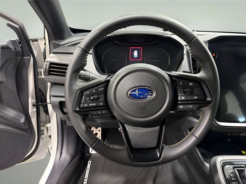 Used 2025 Subaru Crosstrek 2.5i Sport w/ Popular Package #4A AWD/4WD image 15