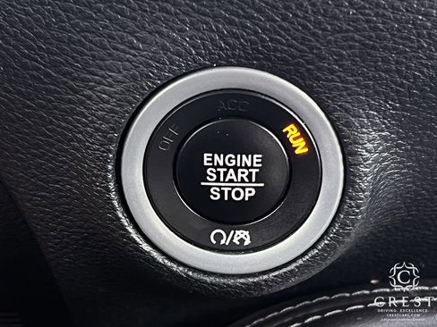 Used 2019 Dodge Challenger SXT w/ Blacktop Package image 17