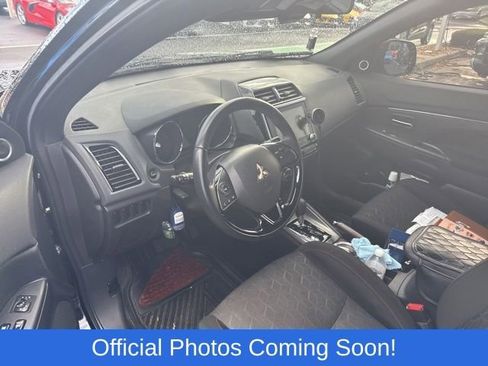 Used 2020 Mitsubishi Outlander Sport Black Edition image 4