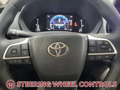 New 2026 Toyota Grand Highlander XLE image 13