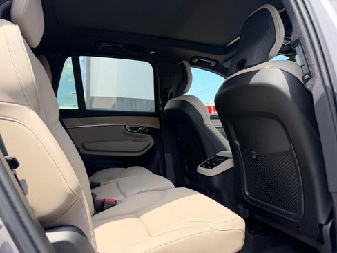 New 2026 Volvo XC90 B5 Plus w/ Protection Package AWD/4WD image 4
