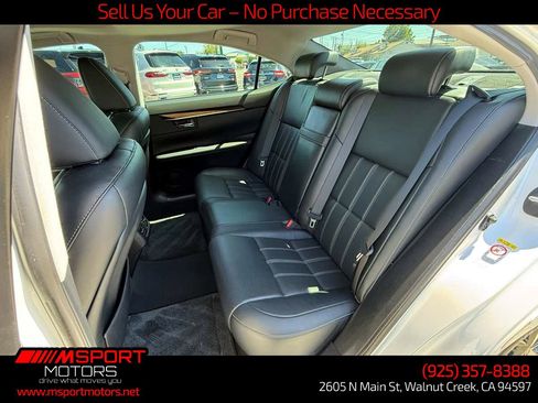 Used 2016 Lexus ES 350 w/ Luxury Package w/Wood Trim FWD image 6