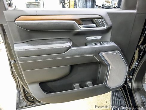 Certified 2024 GMC Sierra 1500 Denali image 22