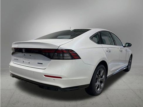 New 2026 Honda Accord EX-L image 7