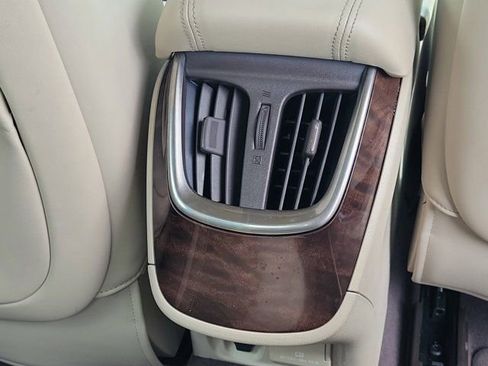 Used 2014 Buick LaCrosse Premium w/ Driver Confidence Package FWD image 6