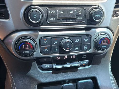 Used 2019 Chevrolet Tahoe LS AWD/4WD image 26