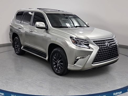 Used 2023 Lexus GX 460 Premium w/ Premium Package AWD/4WD image 3