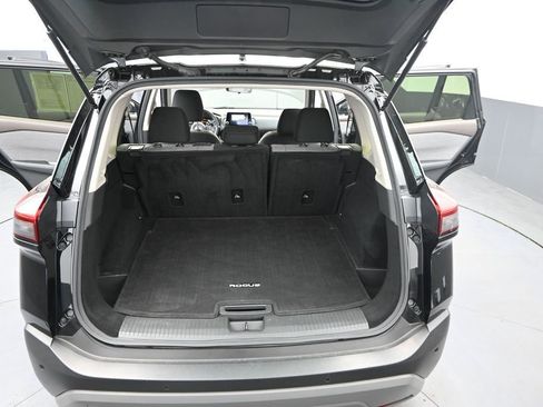 Used 2023 Nissan Rogue SV FWD image 33