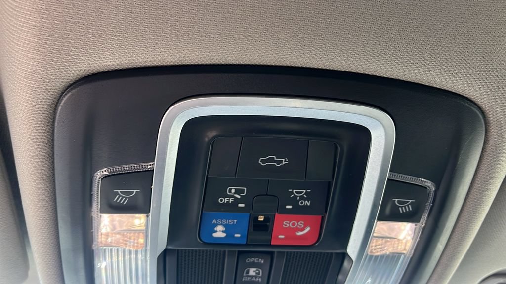 Used 2023 RAM 2500 Laramie AWD/4WD image 18