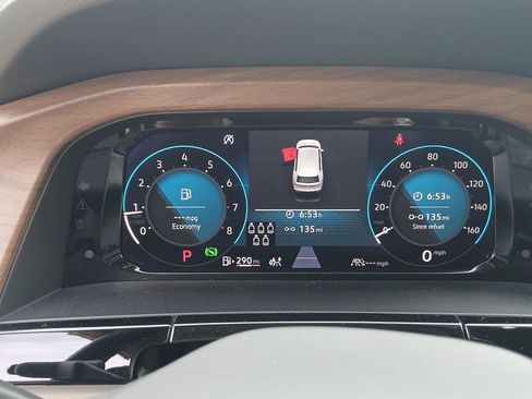 Used 2024 Volkswagen Atlas SE image 19