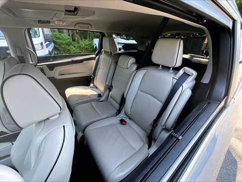 Used 2025 Honda Odyssey Touring image 14