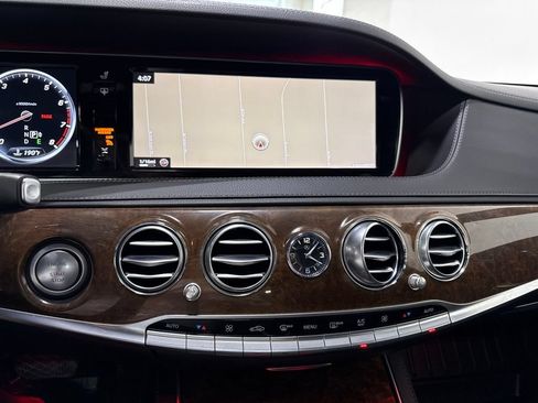 Used 2015 Mercedes-Benz S 550 4MATIC Sedan image 16