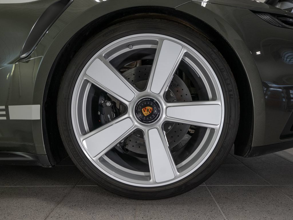 Used 2025 Porsche 911 Turbo S AWD/4WD image 48