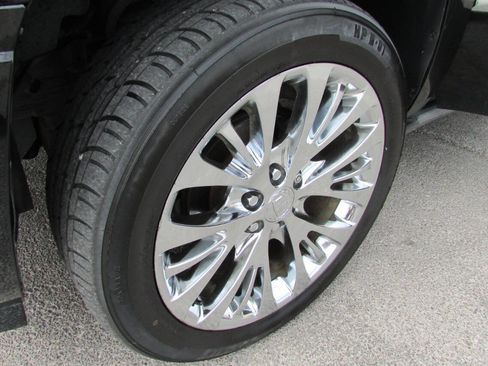 Used 2009 Cadillac Escalade 2WD image 39