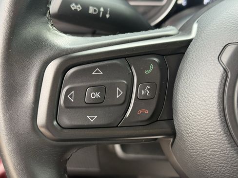 Used 2021 Jeep Wrangler Unlimited Sport image 16