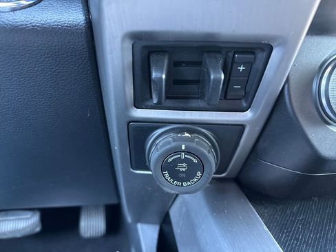 Used 2020 Ford F250 Platinum w/ FX4 Off-Road Package image 35