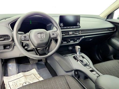 Used 2025 Honda HR-V LX image 12