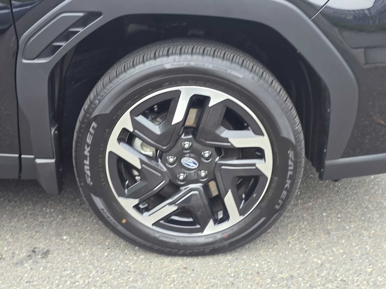 Used 2026 Subaru Forester Premium AWD/4WD image 9