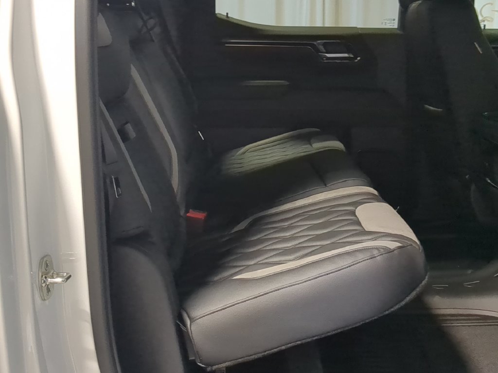 New 2026 GMC Sierra 1500 AT4 w/ AT4 Premium Package AWD/4WD image 22