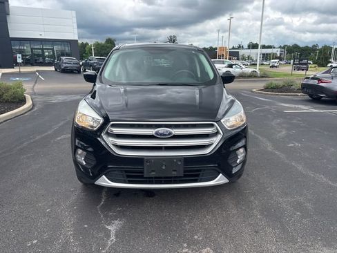 Used 2017 Ford Escape SE FWD image 4
