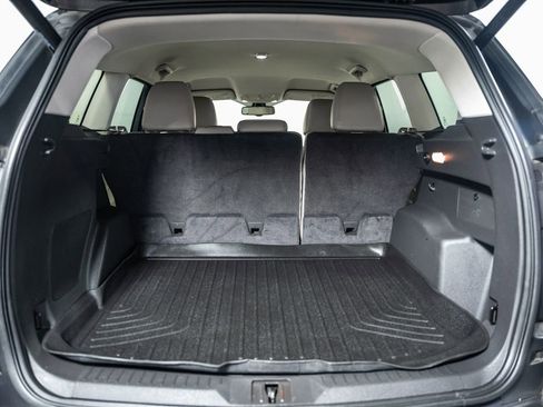 Used 2015 Ford Escape Titanium image 10