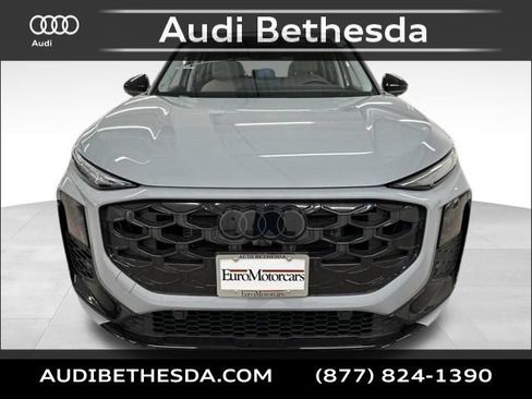 New 2026 Audi Q3 quattro 2.0T AWD/4WD image 2