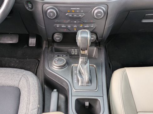 Used 2023 Ford Ranger Lariat w/ Technology Package image 18