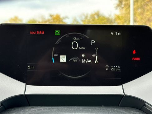 New 2026 Toyota Prius Plug-In Hybrid FWD image 27