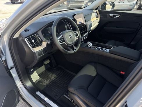 New 2026 Volvo XC60 T8 Plus w/ Protection Package Premier AWD/4WD image 10