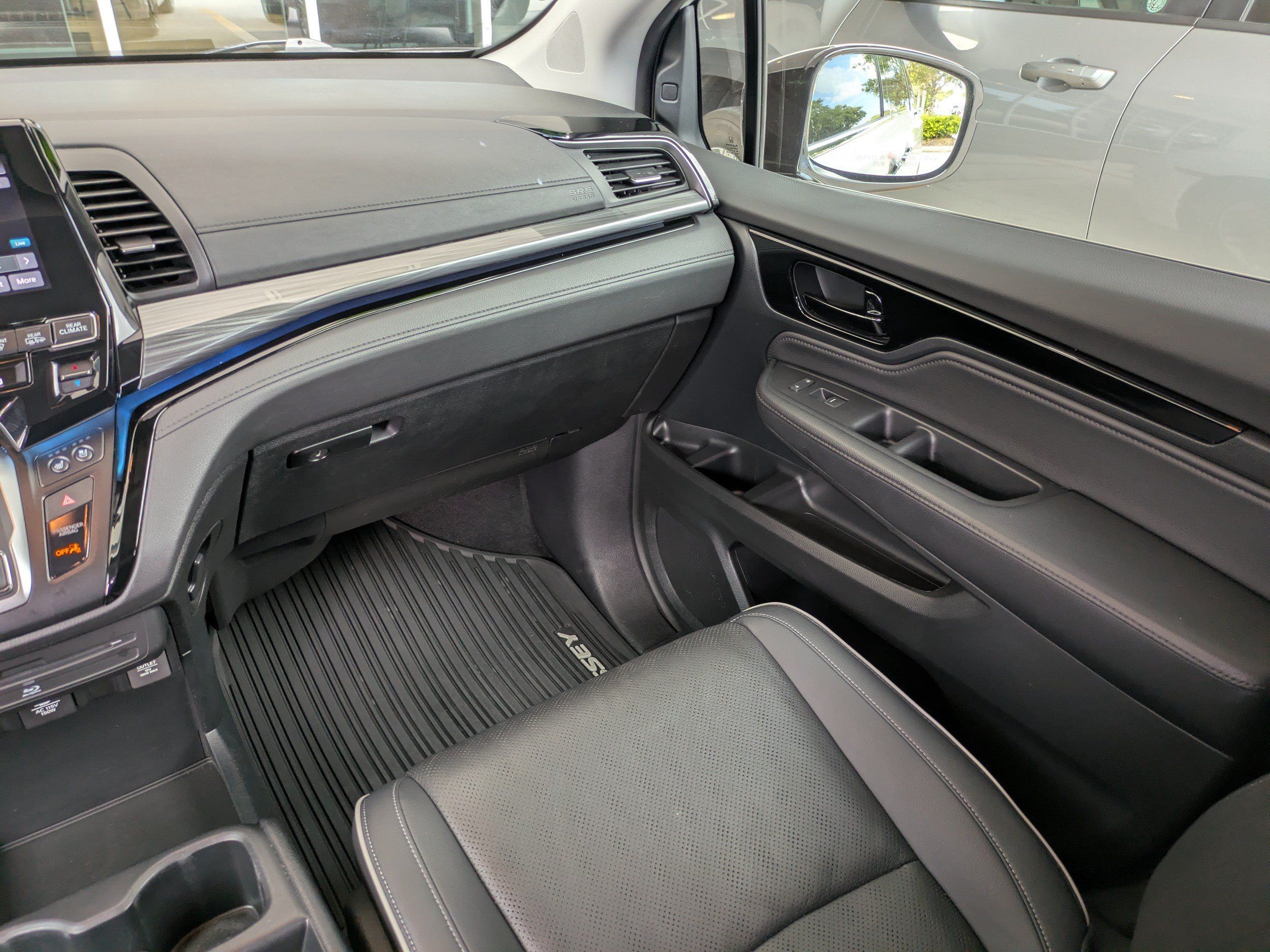Used 2023 Honda Odyssey Elite image 19