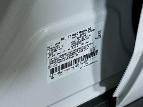 Used 2022 Ford Maverick Lariat w/ Lariat Luxury Package image 12