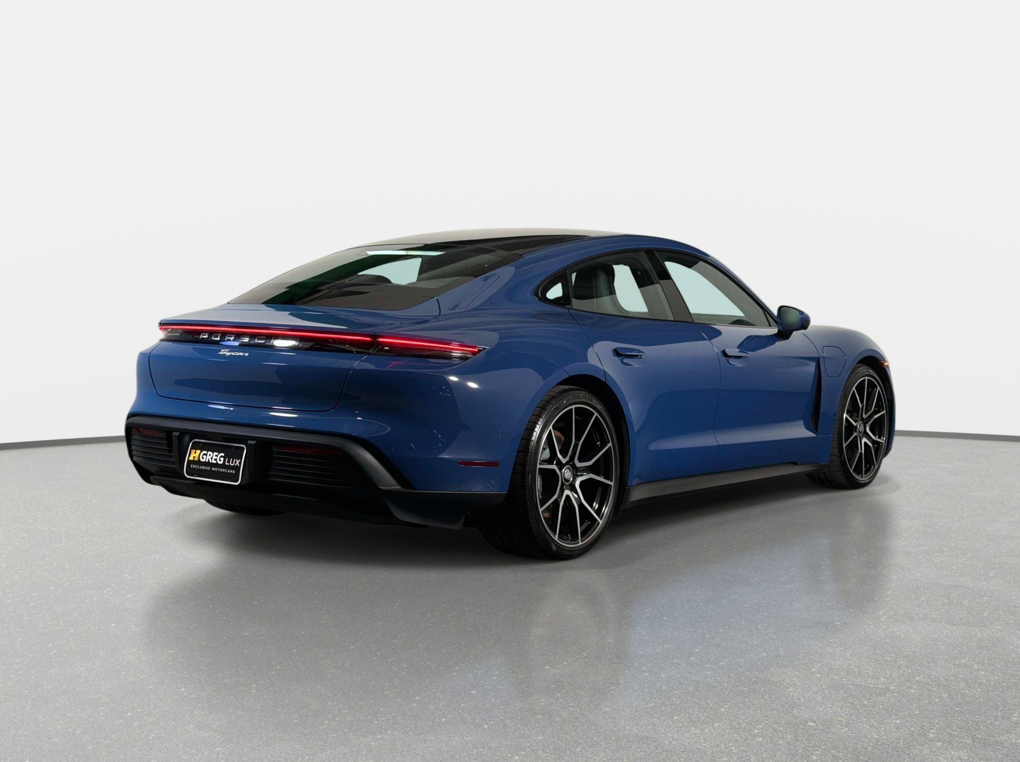 Used 2023 Porsche Taycan RWD image 7