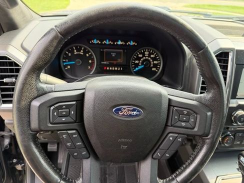 Used 2016 Ford F150 XLT w/ Equipment Group 302A Luxury AWD/4WD image 21